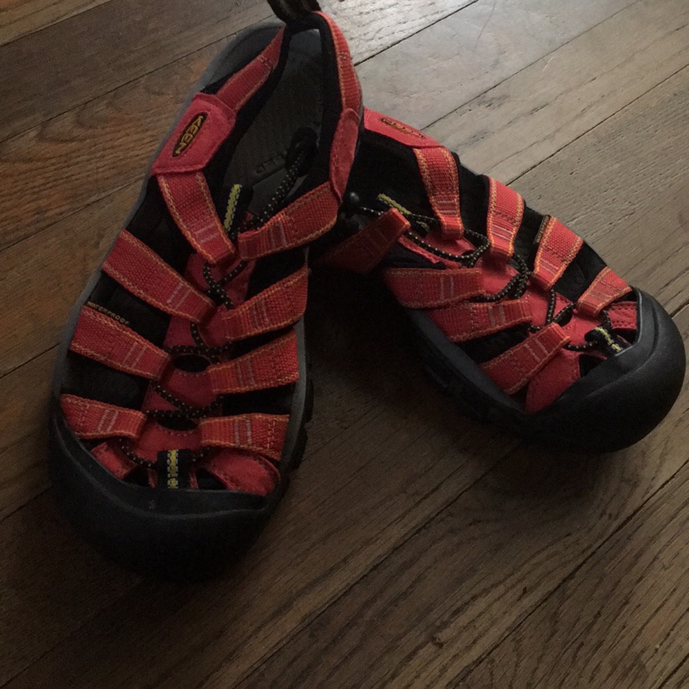 Keen Magenta and Yellow Sandals 8.5
